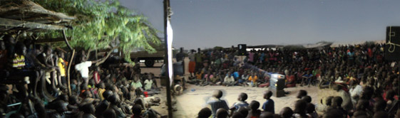 Abendveranstaltung in Kalakol mit ca. 3.500 Menschen